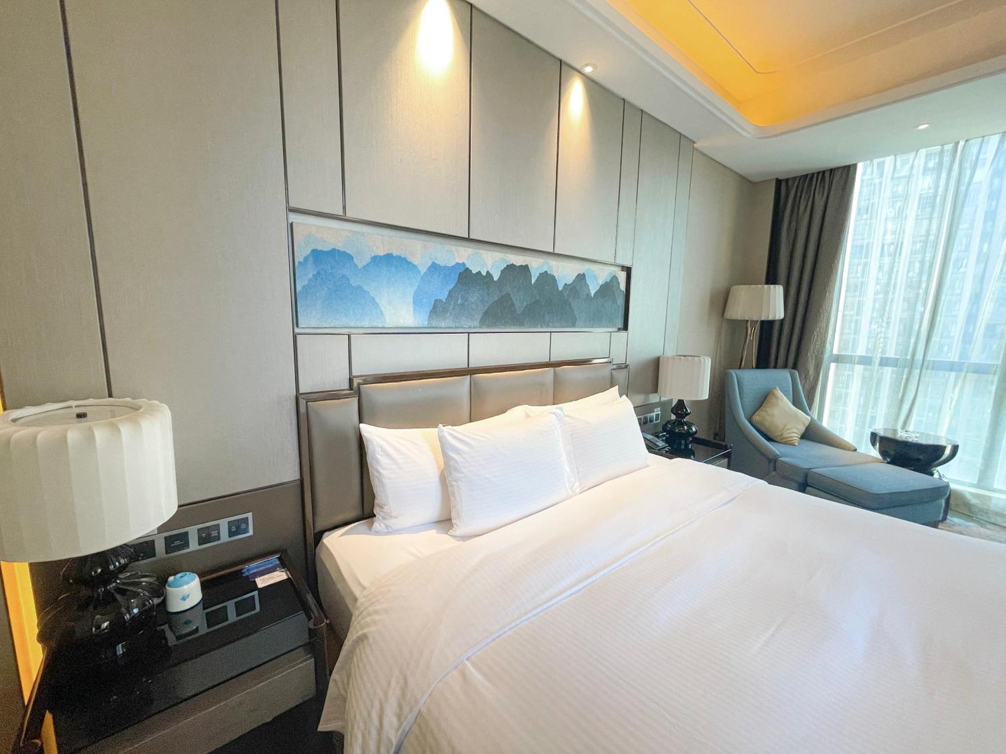 Wanda Realm Longyan Hotel Exterior photo