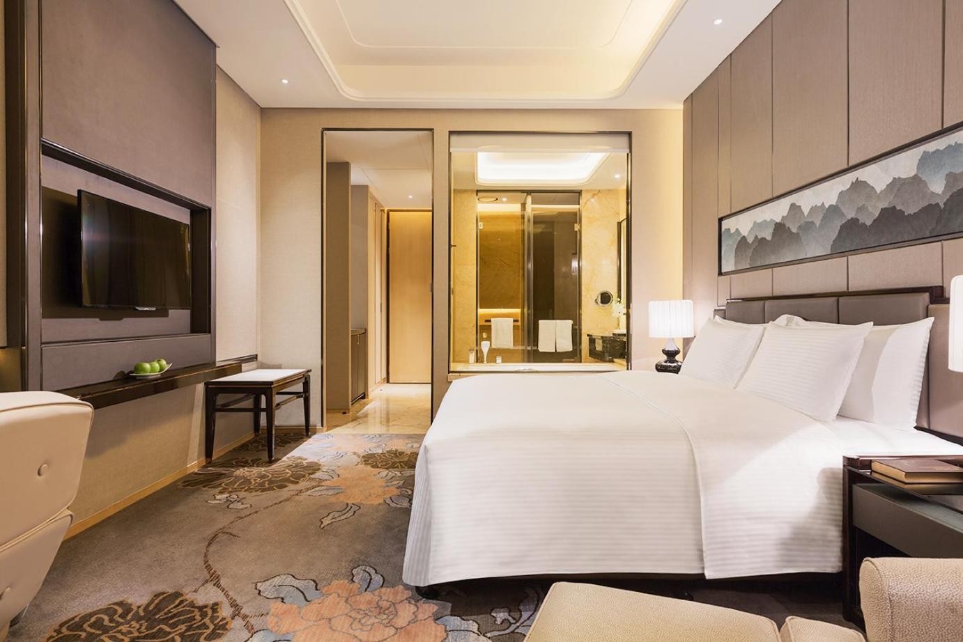 Wanda Realm Longyan Hotel Exterior photo